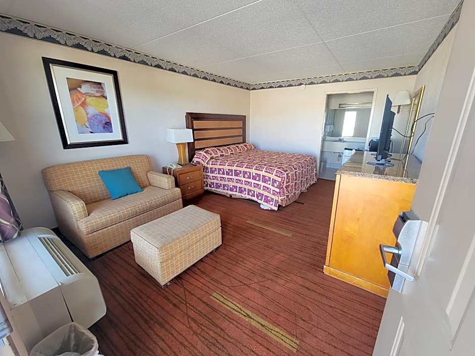 Studio 9 Inn & Suites