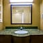 Holiday Inn Express & Suites Clovis By IHG