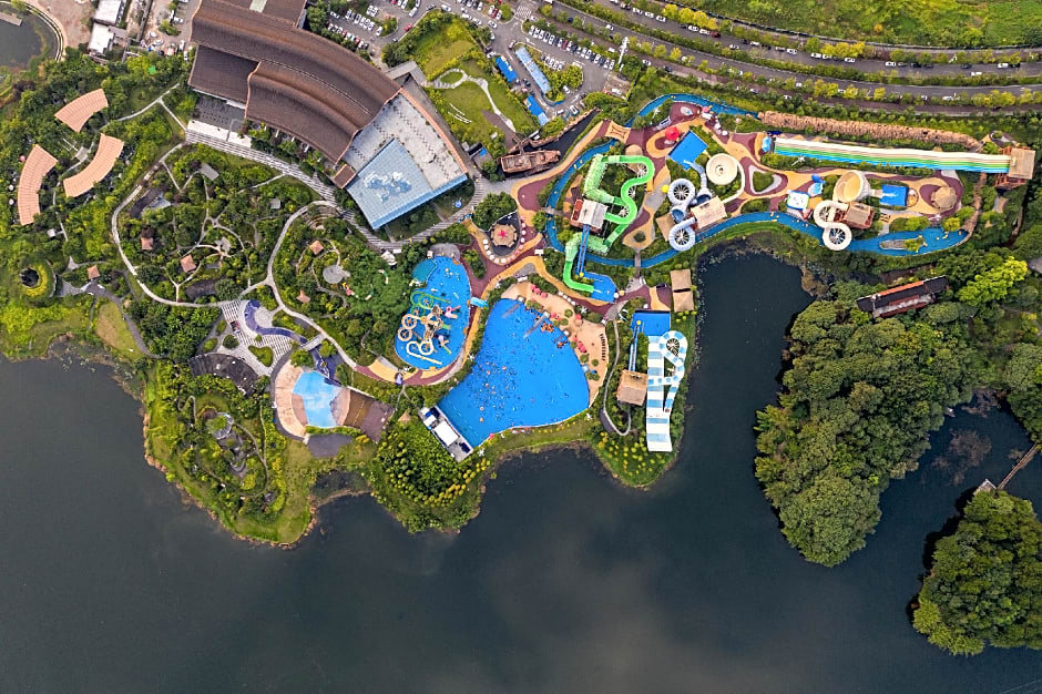 Ramada Plaza by Wyndham Chongqing West