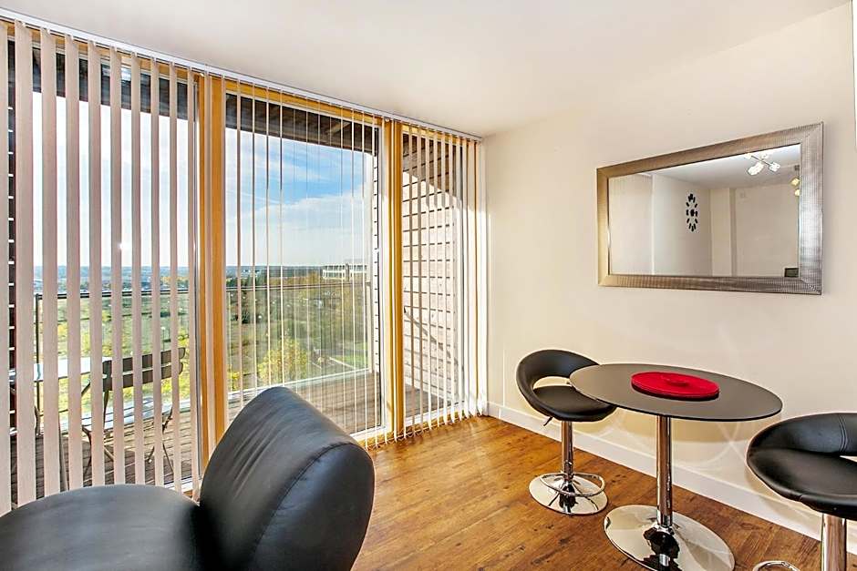 ShortstayMK Vizion apartments, with free superfast wi-fi, parking