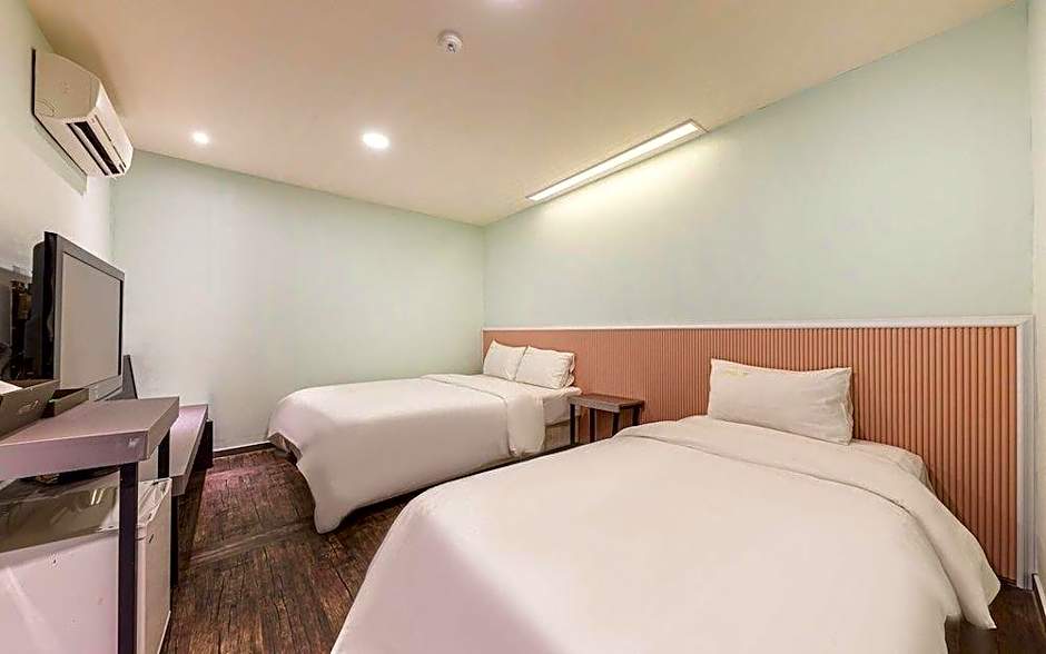 Cheongju Hotel 7