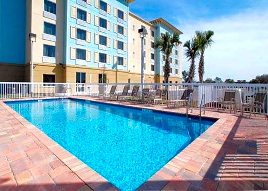 Comfort Suites Palm Bay - Melbourne