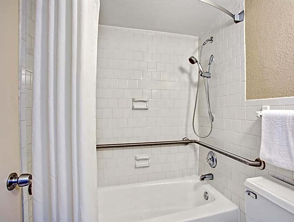 Super 8 by Wyndham Norfolk/Chesapeake Bay