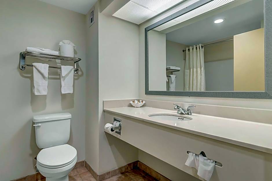 Hutchinson Island Hotel and Suites