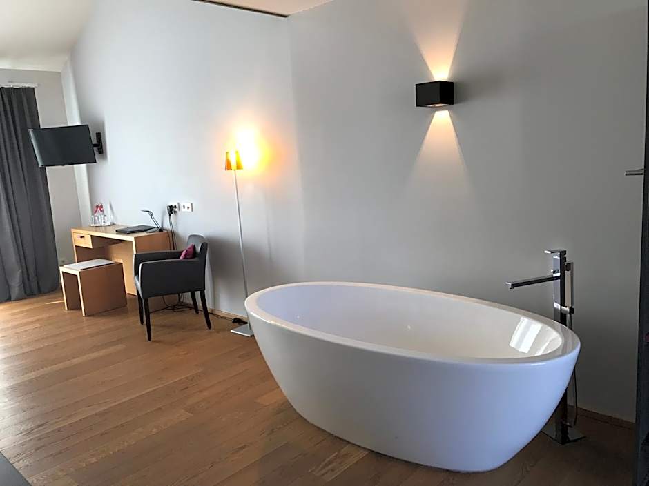 Landhotel & Weingut Espenhof