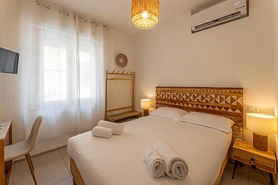 Travel B&B