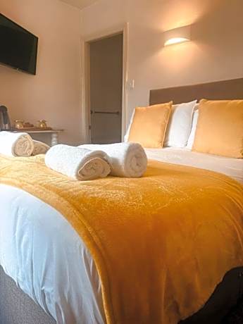 OYO The Croppers Arms