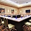 Hilton Suites Chicago Oak Brook