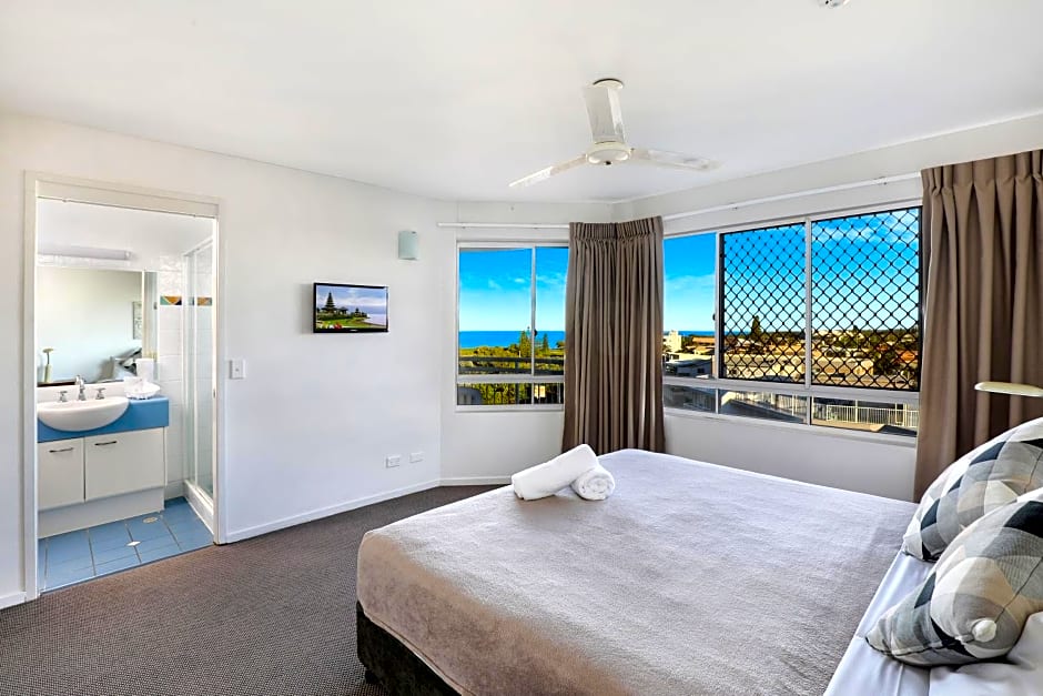 Beachside Resort Kawana Waters