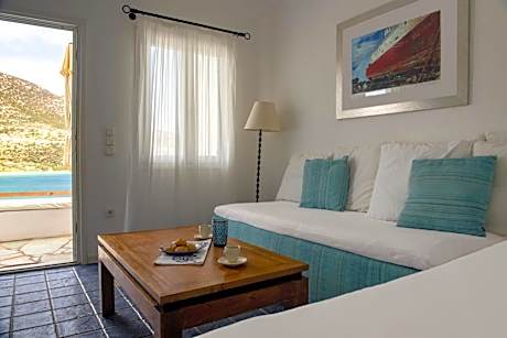 Family Room with Sea View