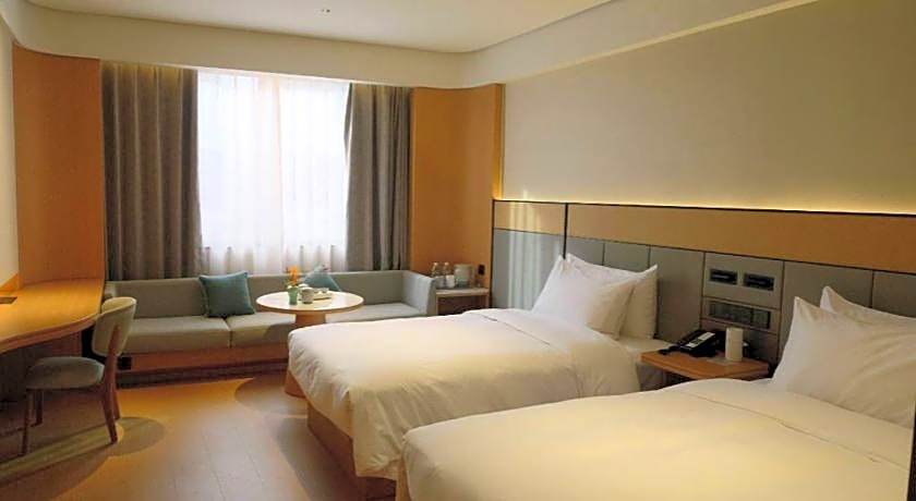 Baodao Exhibition Center Hotel