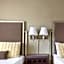 Plantation Hale Suites