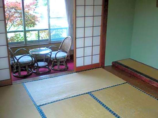 Tokuzushi Ryokan