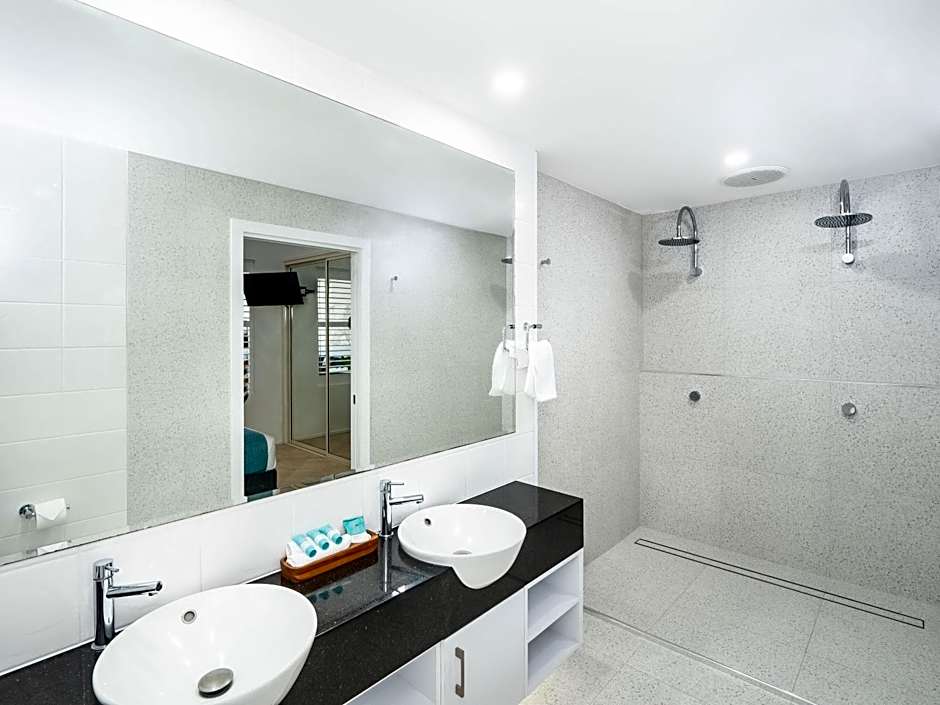 Saltwater Luxury Apartments