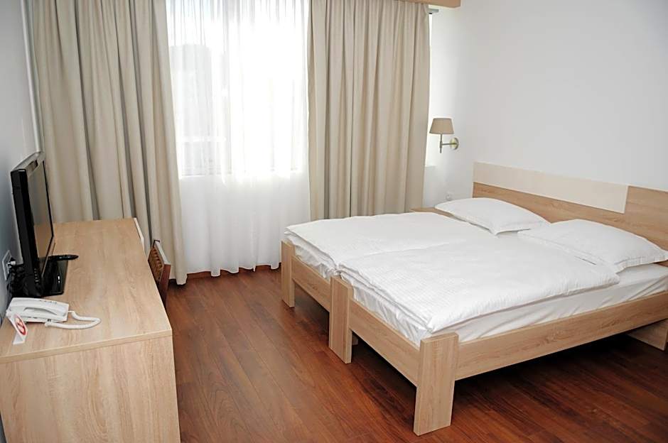 Hotel Quercus