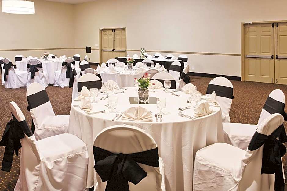 La Quinta Inn & Suites by Wyndham Conference Center Prescott