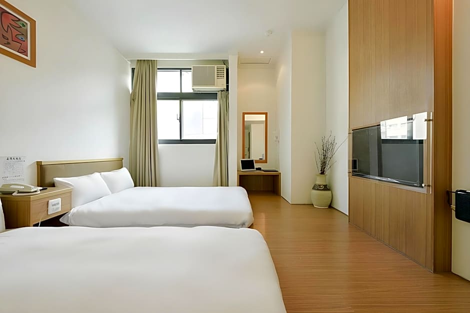 Raise Hotel Taichung
