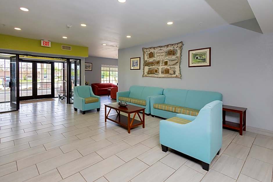 Countryside Inn and Suites