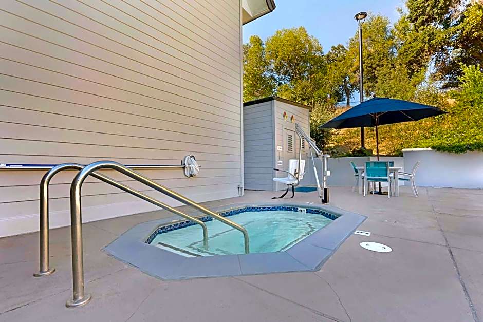 Best Western Plus Novato Oaks Inn