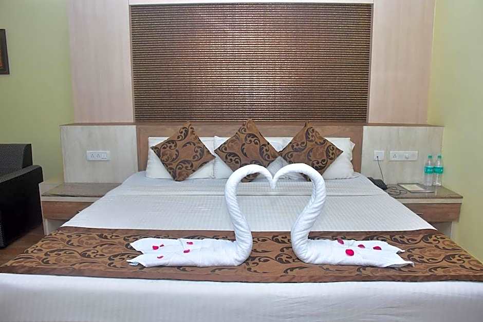 Hotel Arya Palace
