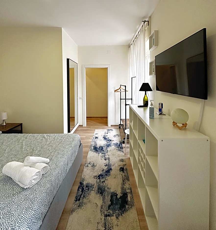 Extravaganza Room and Suite Apartment City Center