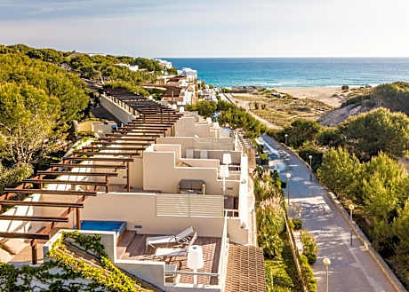 VIVA Suites & Spa Adults Only 16+