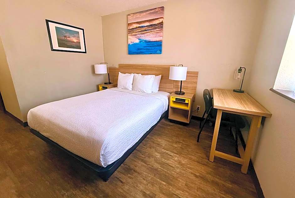 Days Inn by Wyndham Orange Park/Jacksonville