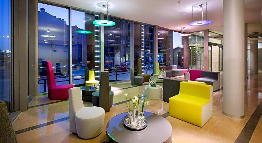 Mas Monzon Hotel