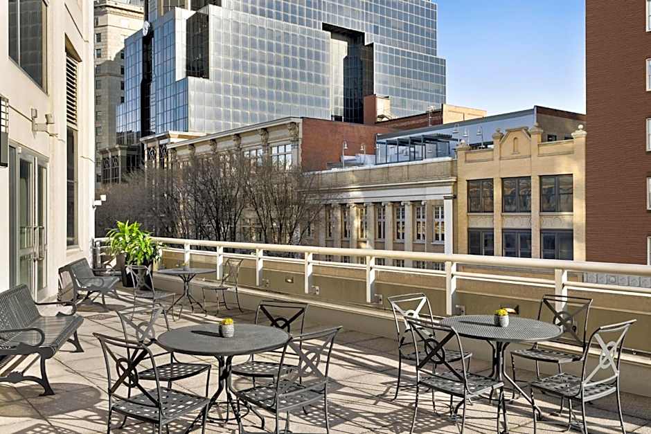 Crowne Plaza Cleveland at Playhouse Square By IHG