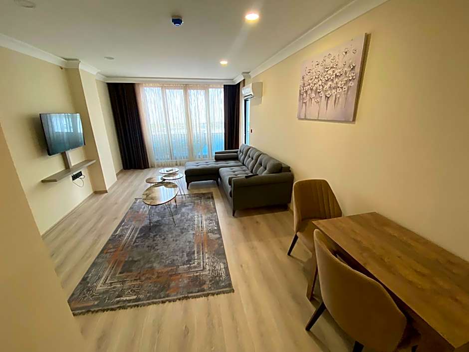 Rena Grand Residence & Suit