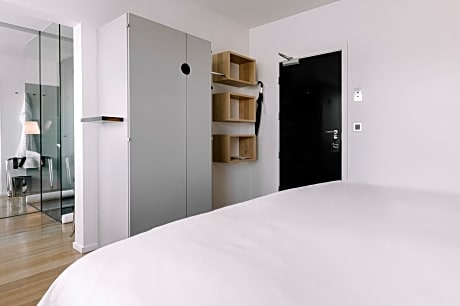 Deluxe Room, 1 King Bed