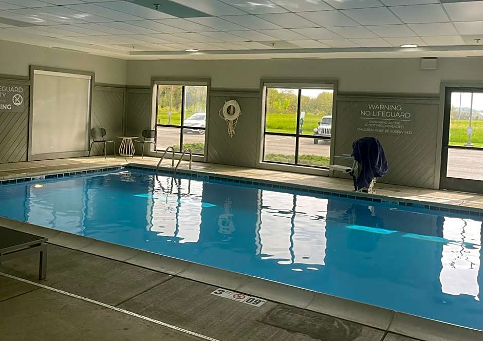 Spark by Hilton Newcomerstown