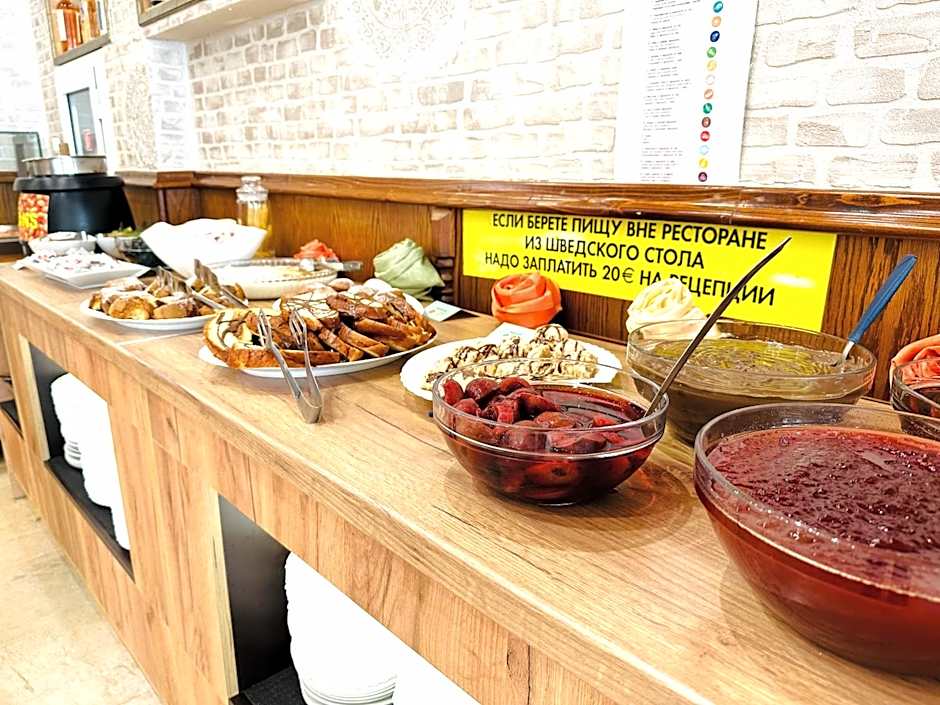 Sunny Day Club Hotel