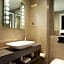 Cambridge Bar Hill Hotel, BW Signature Collection