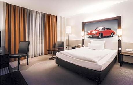 Economy Plus Queen Room
