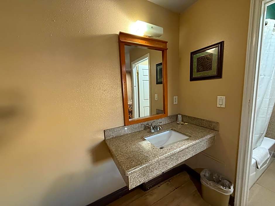 Rocky Inn Motel Long Beach, CA – Long Beach, CA