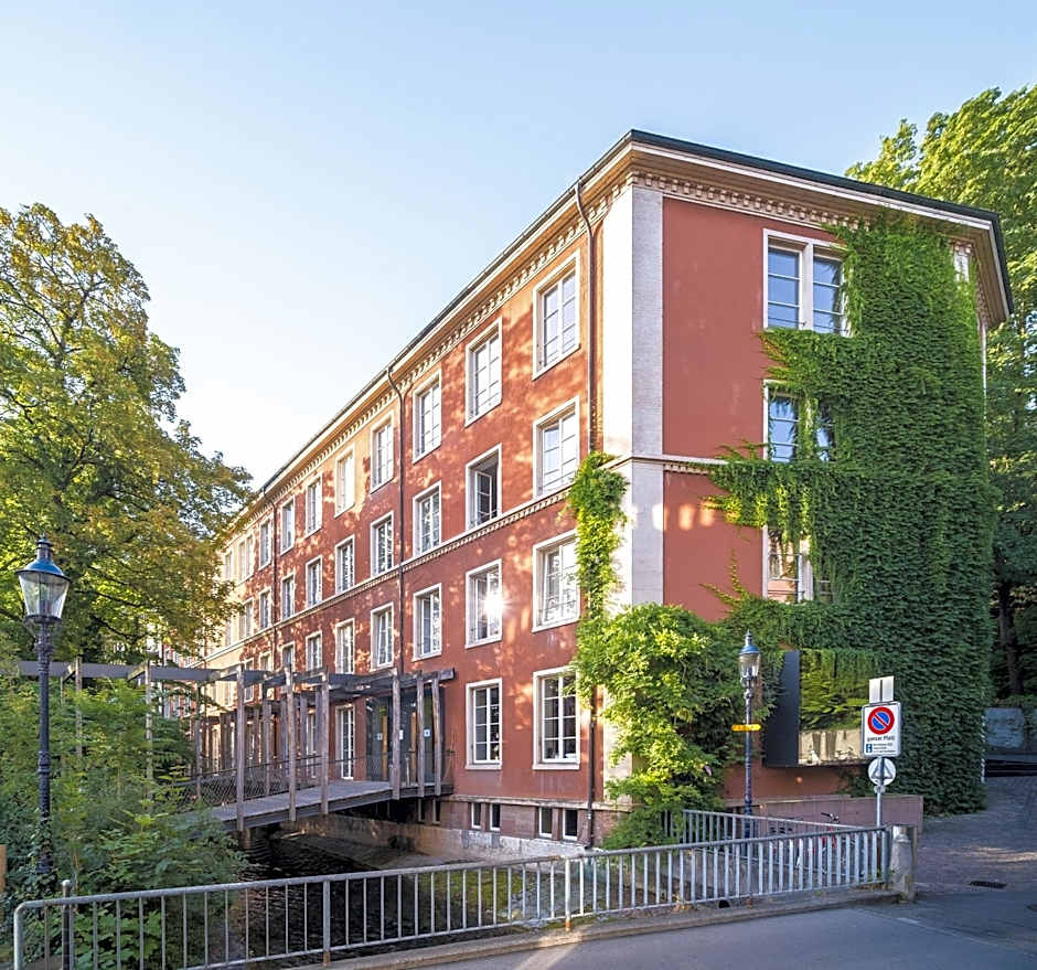 Zdjęcie 1 z 50 — Basel Youth Hostel