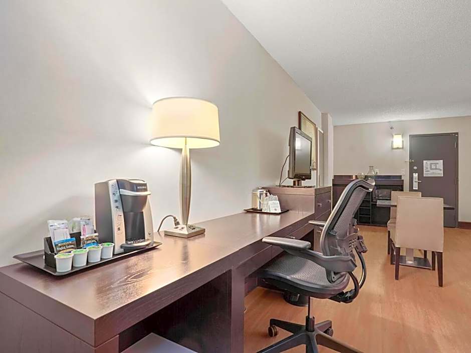 Armon Hotel & Conference Center Stamford CT