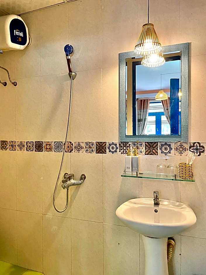 Hi Hợp Yến Homestay