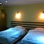TJ's Hotel