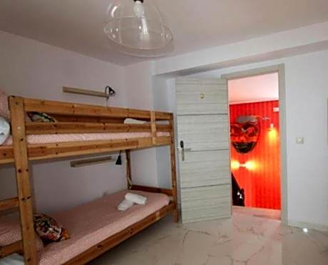 Quadruple Room with Shared Bathroom