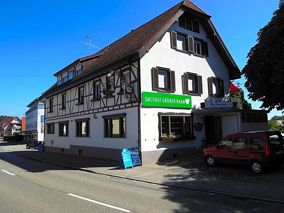 Grüner Baum