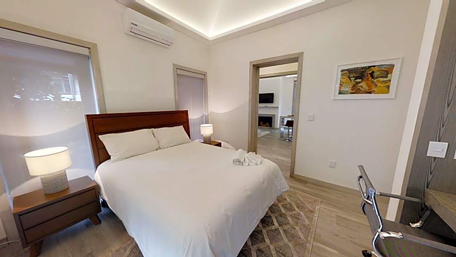 Casa Fontana Suites