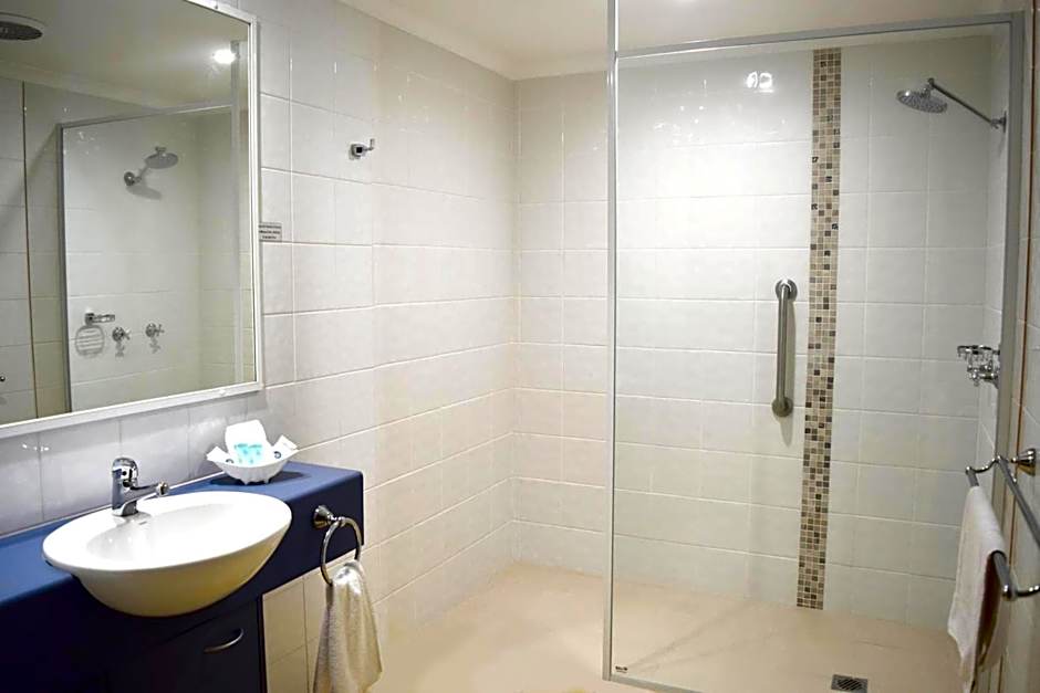 Beachside Holiday Apartments