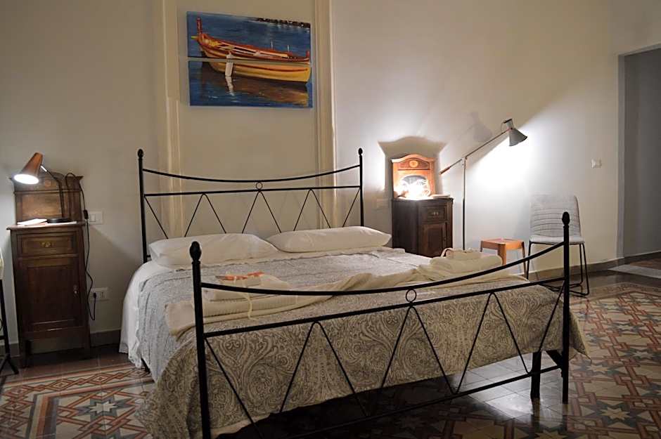 Bed, Book & Breakfast Landolina