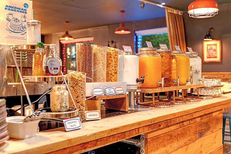 Manchester Portland By Sunday