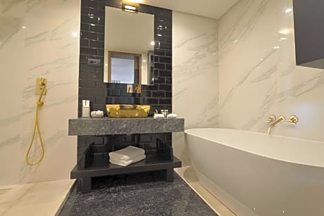 Luxury Room, 2 Bedrooms, Balcony, Sea View (Luxury Residences 2 Bdr, private pool) (2 Double Beds)