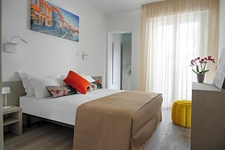 One-Bedroom Standard Apartment