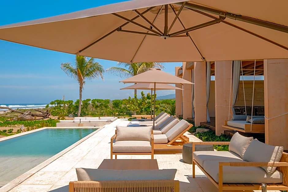 ONTO House Puerto Escondido