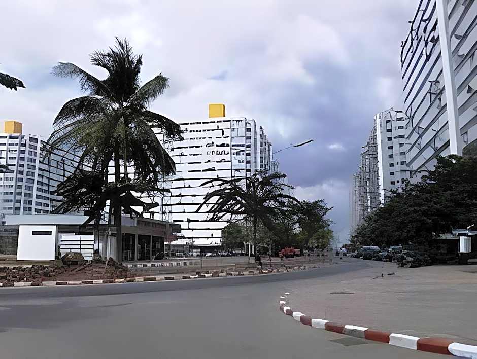 IMPACT - Challenger Muang Thong Thani Serviced Apartment